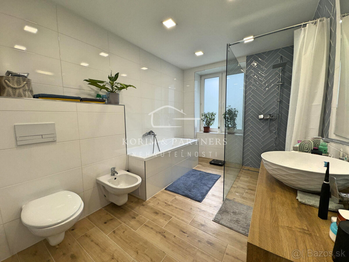 Veľkoplošný 3 izbový tehlový byt, Komárno - 9