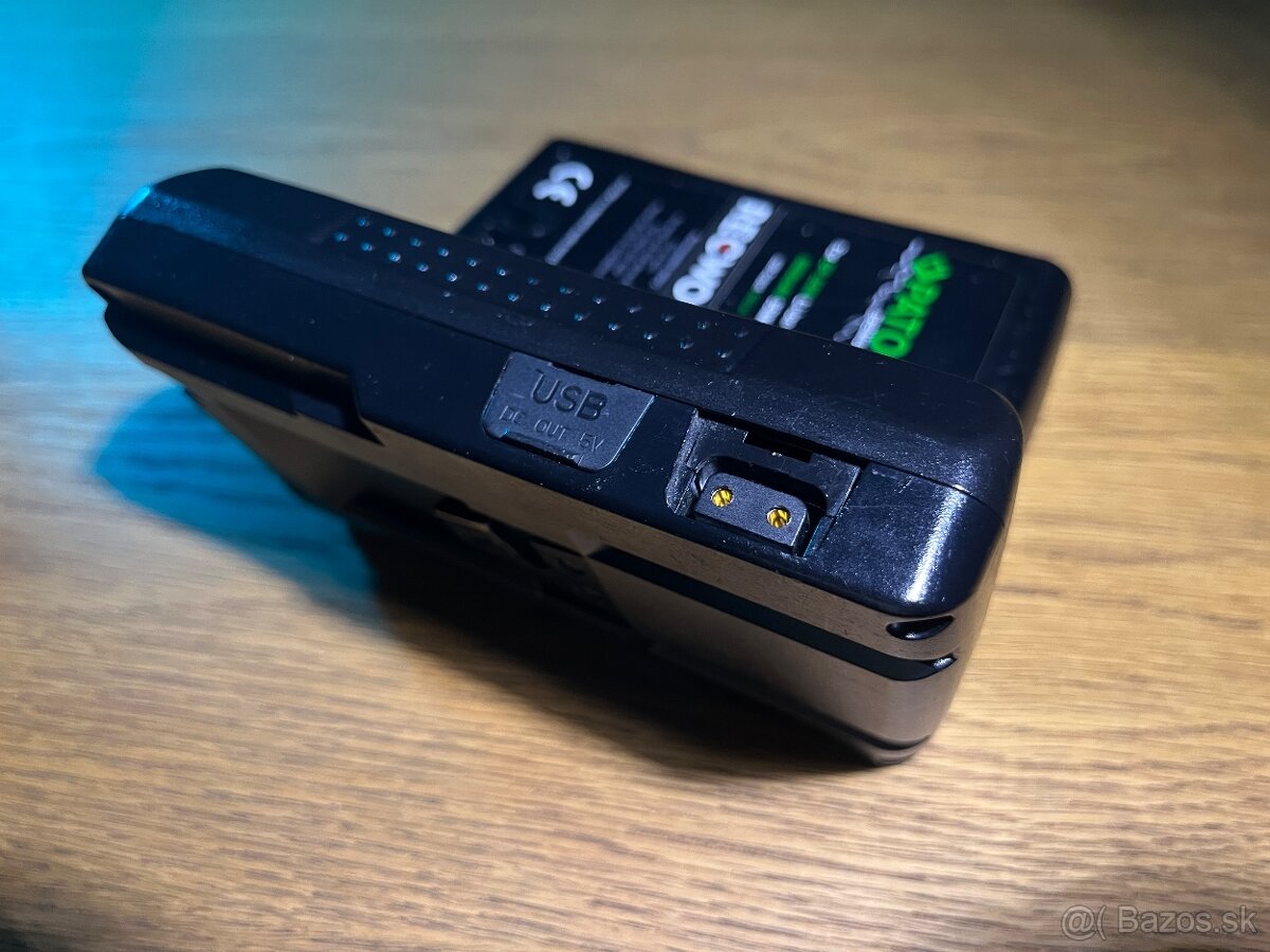 4x V-mount batéria - 95Wh 6600mAh + duálna nabíjačka - 9