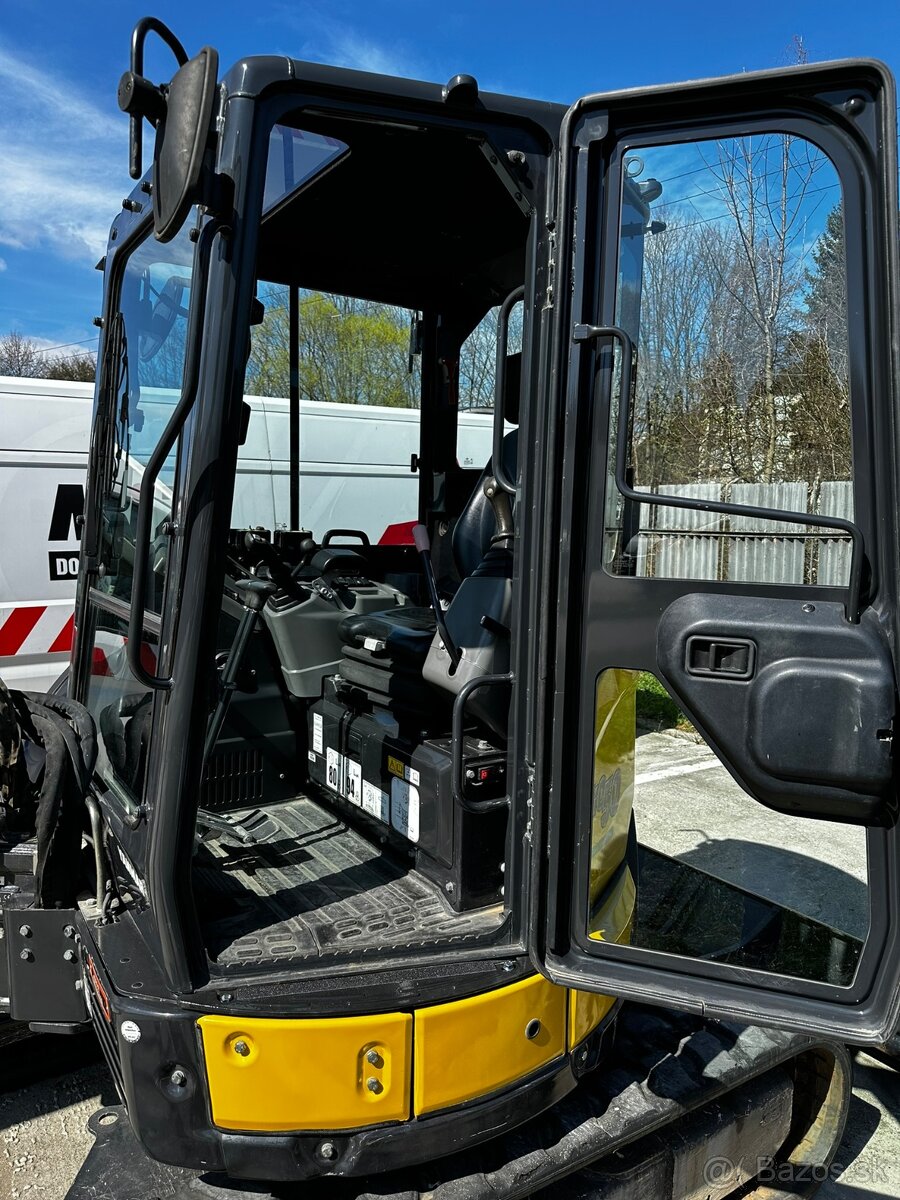 Mini Bager Yanmar VIO50-6B - 9