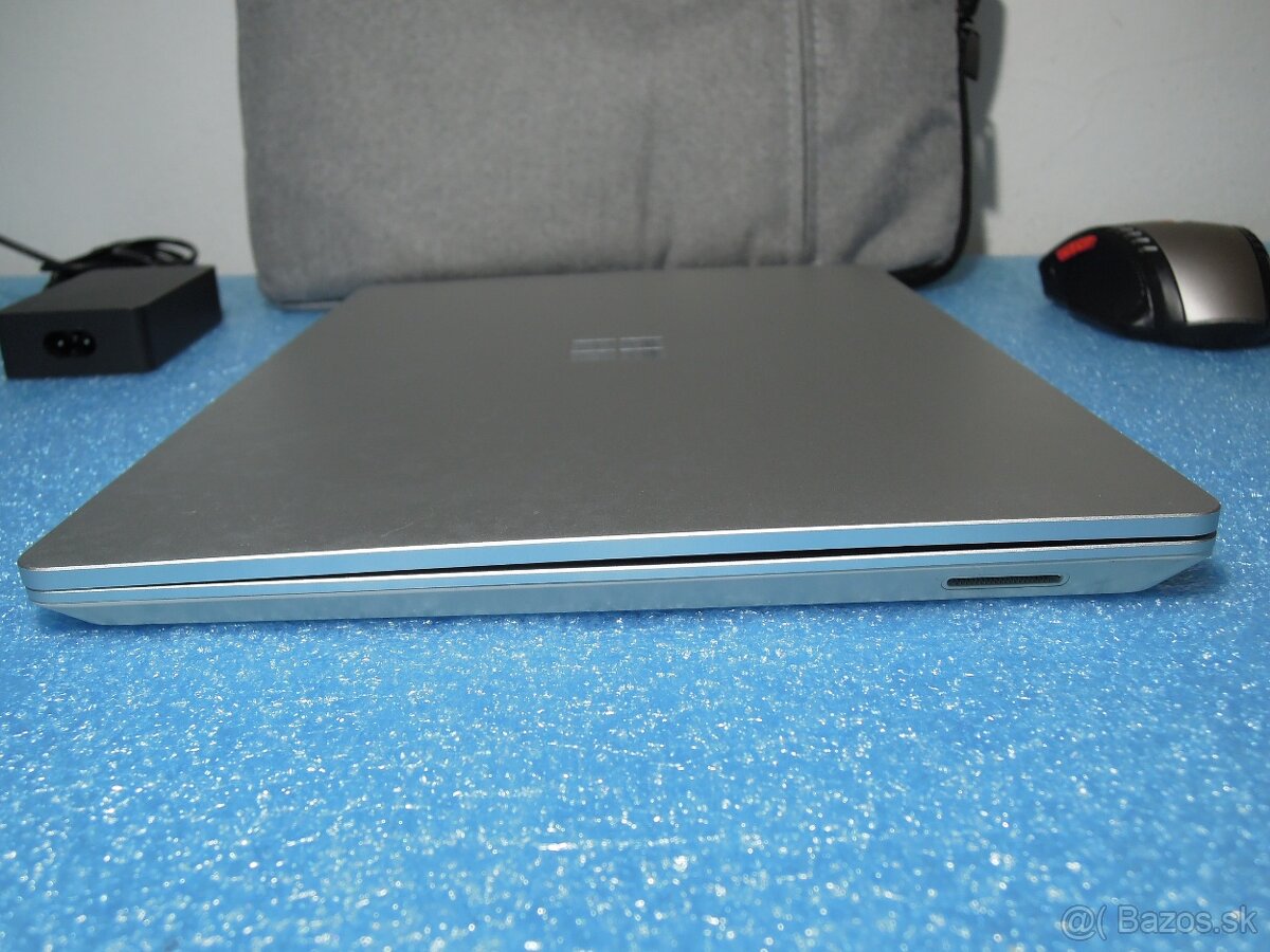 Dotykový Microsoft Surface Laptop Go 2 IrisXe 8GB 256GB - 9