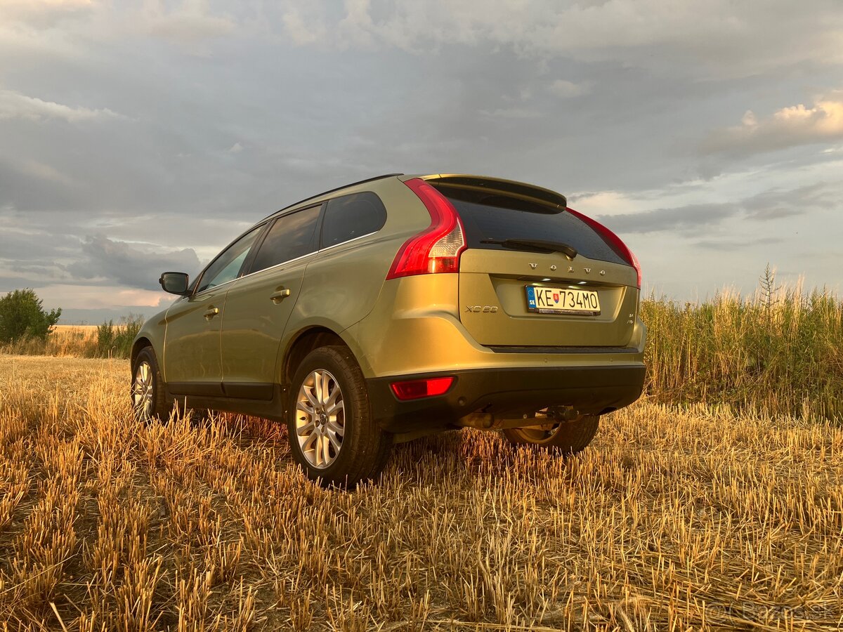 Volvo XC60 2.4D5 - 9