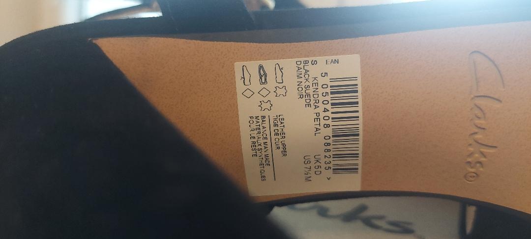 Clarks kožené sandále, PC 139,95 eura. veľ. 38 - 9