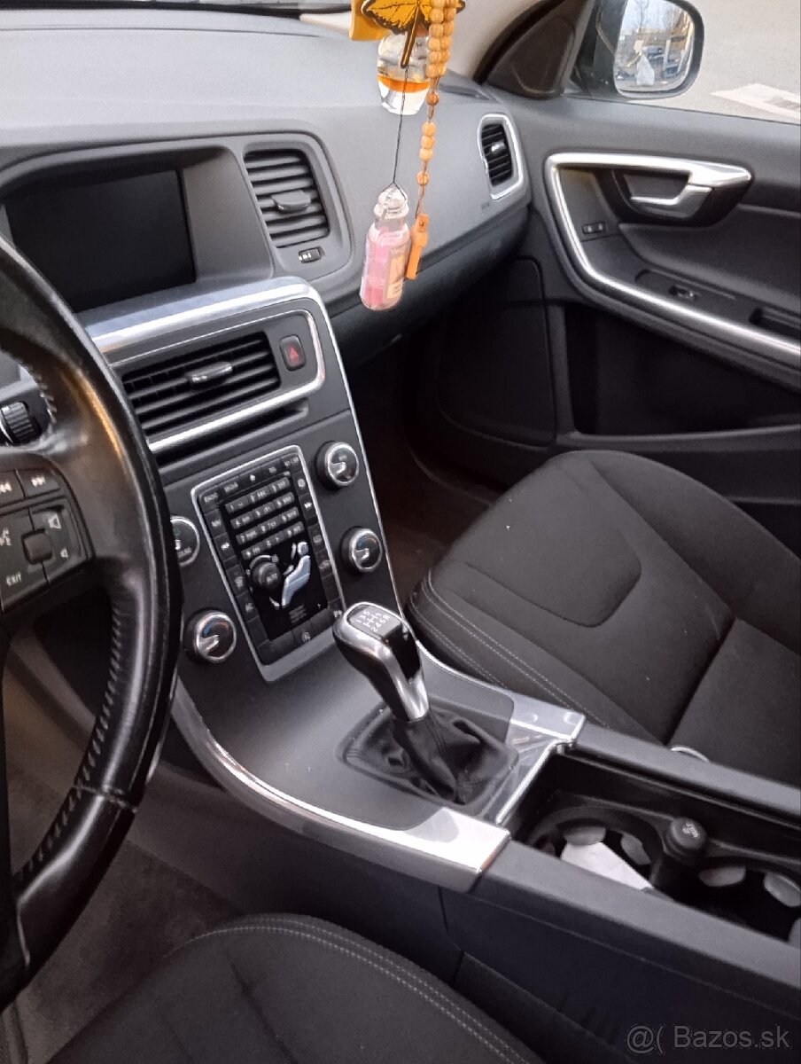 Volvo v60 - 9