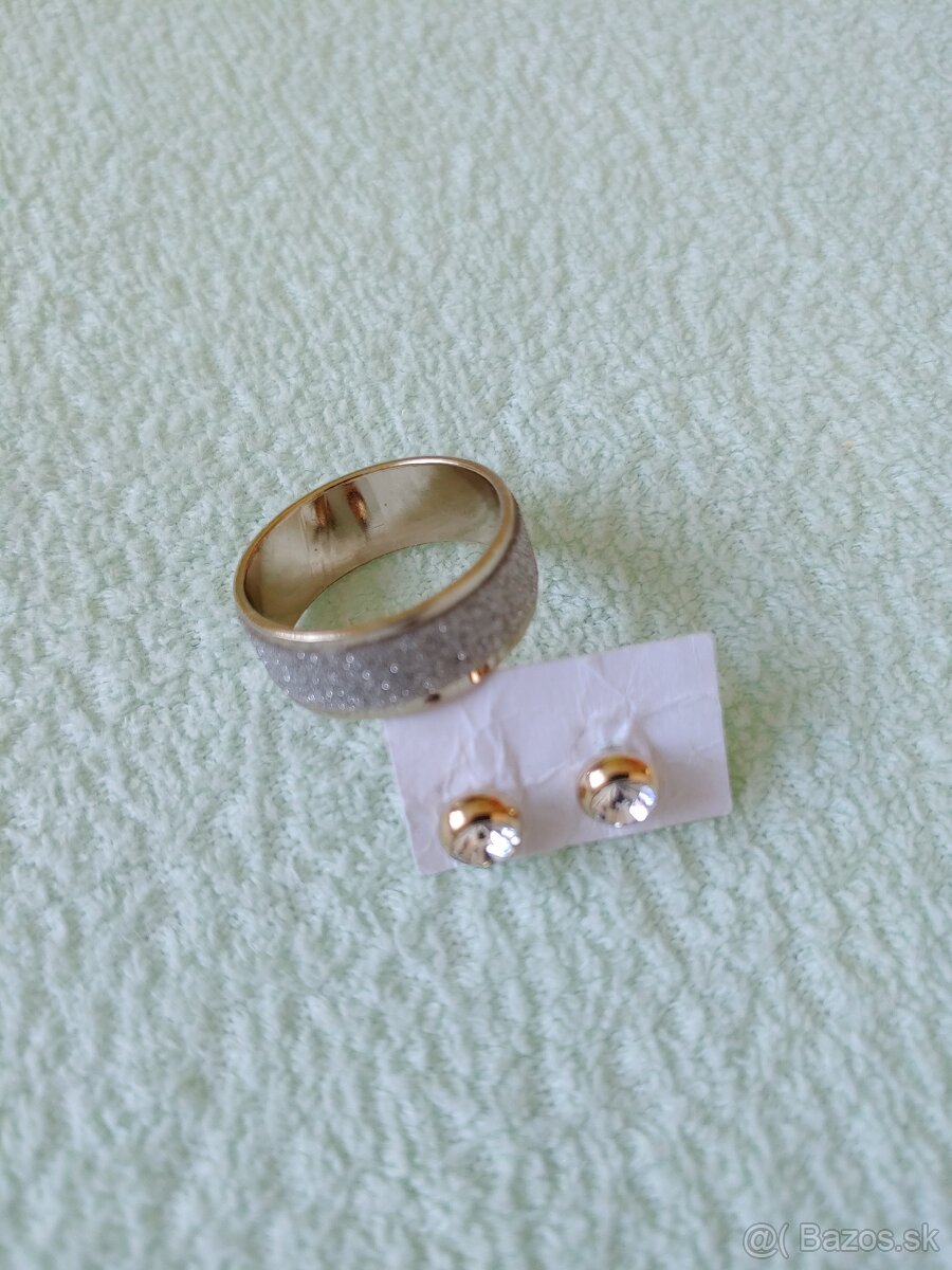 Predám retiazky, náramky a náušnice - 9