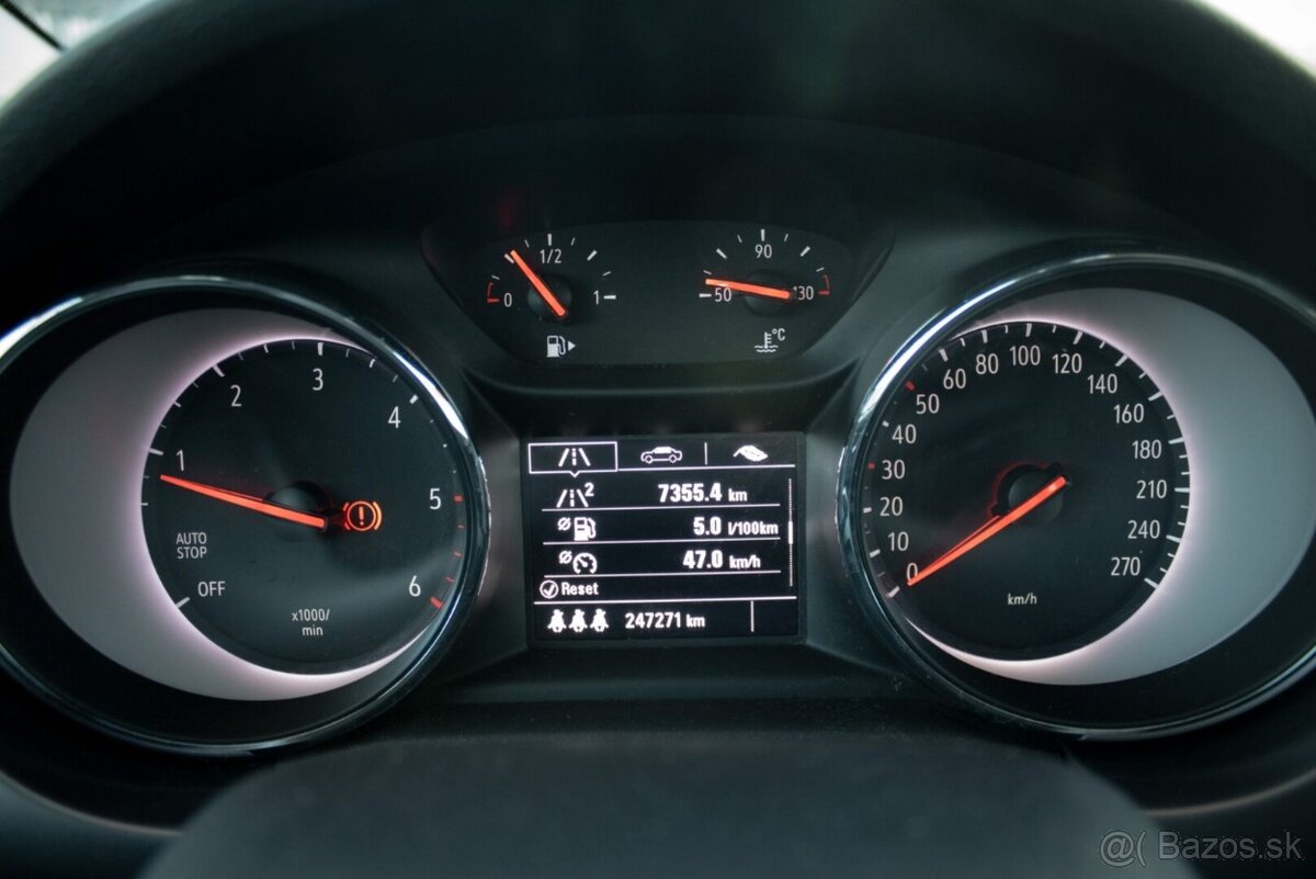 Opel Astra Sport Tourer ST 1.6 CDTI 110k - 9