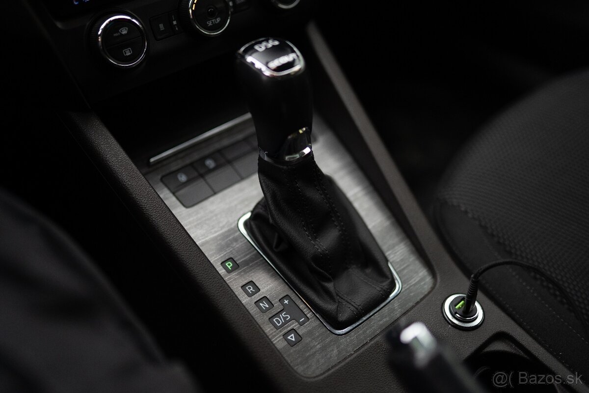 Škoda octavia 3 scout 4x4 2.0 TDi - 9