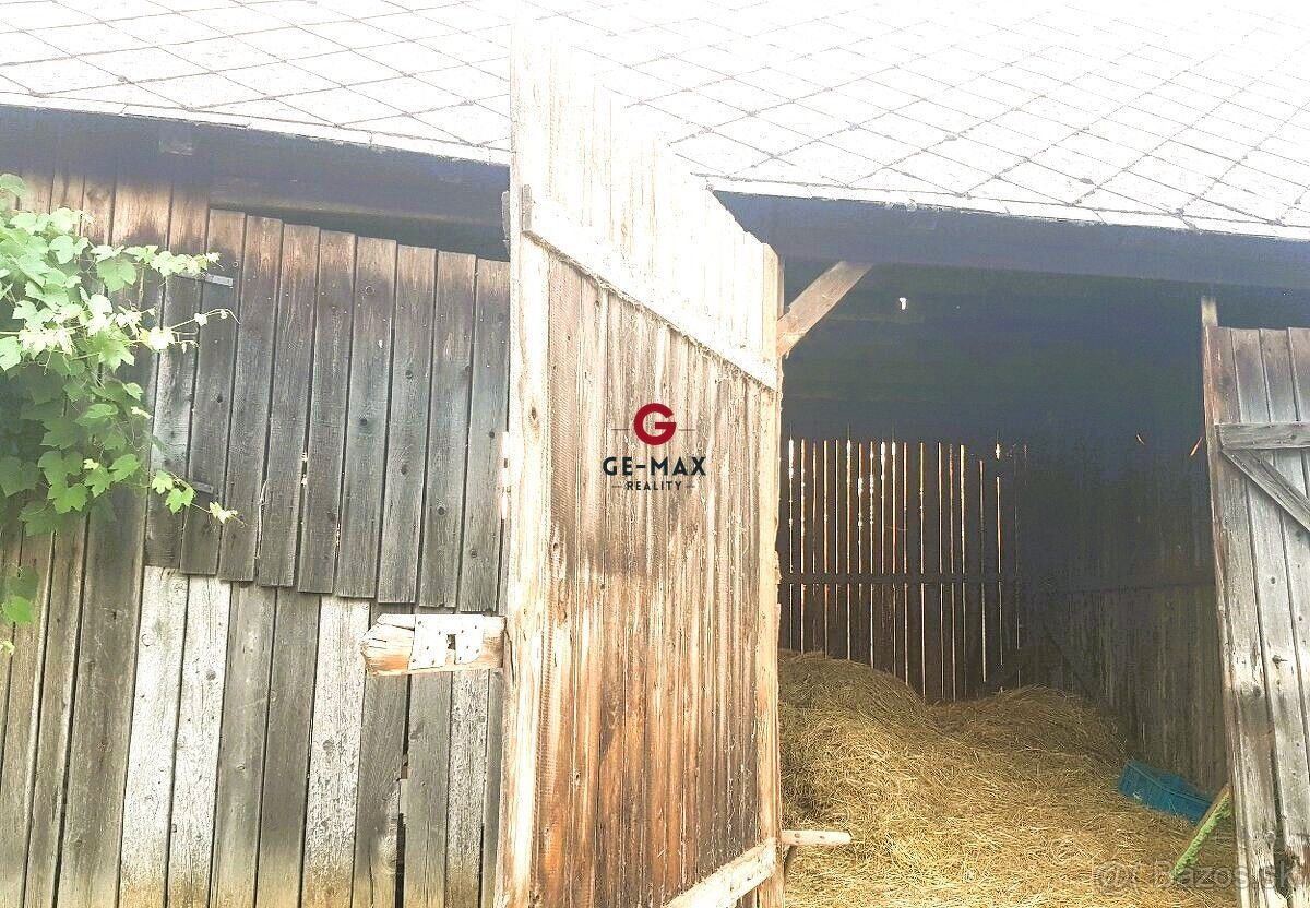 PRIESTRANNÝ RODINNÝ DOM S VEĽKÝM POZEMKOM – BEŽOVCE, OKRES S - 9