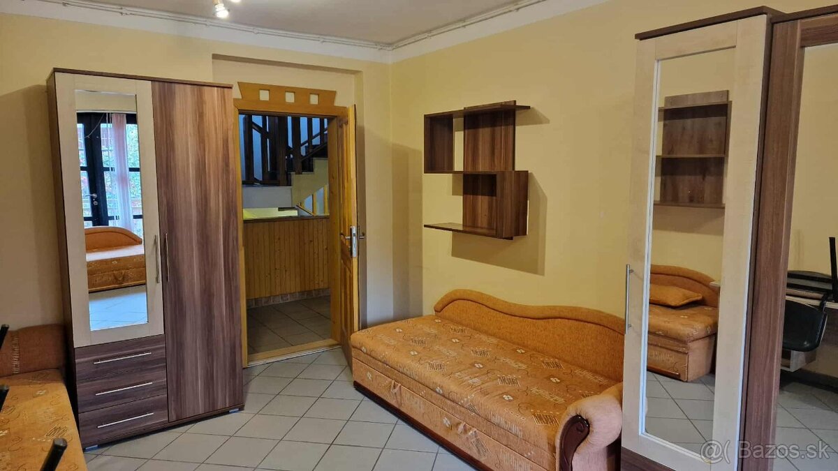 Postele 20x rozpredám ubytovacie zariadenie - 9