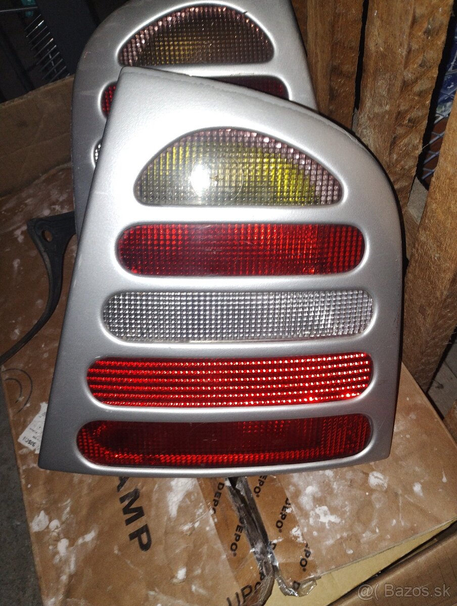 Zadné svetlá Octavia 1 - 9