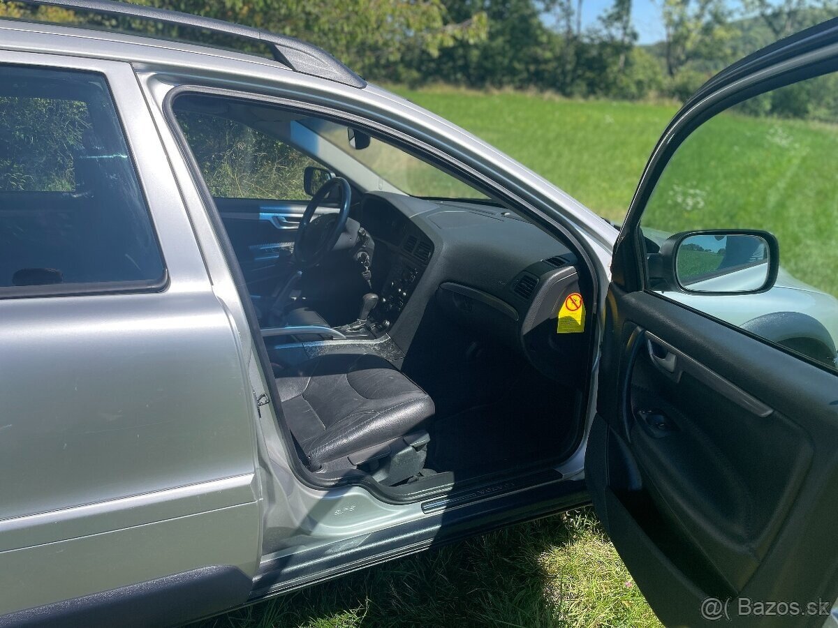 Prodám Volvo XC70 - 9