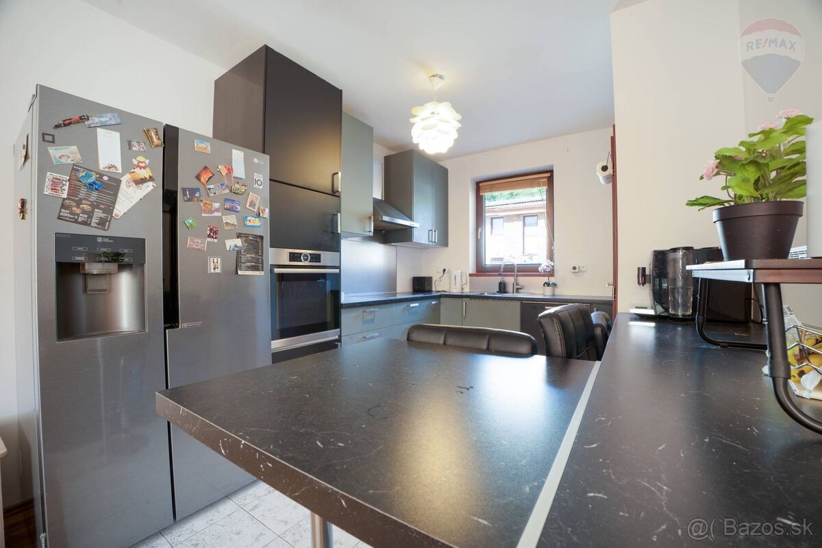 5-izbový rodinný dom s garážou v Kalinkove - 9