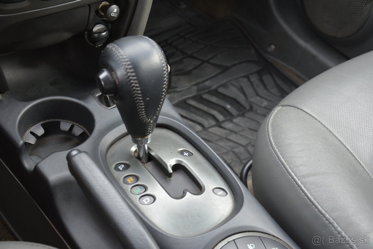 Hyundai Santa Fe 2.7 i 4WD - 9