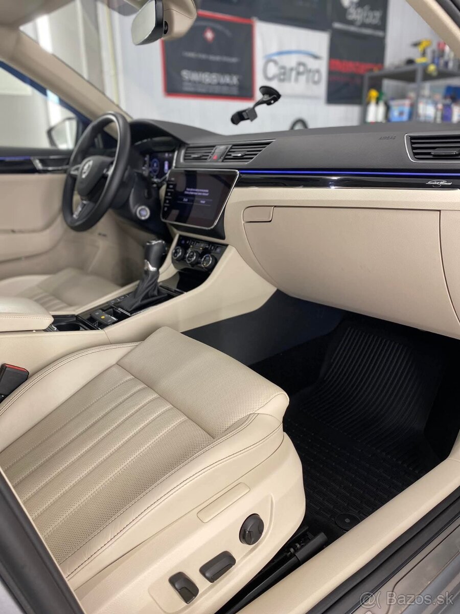 Škoda Superb combi 2.0 tsi - 9