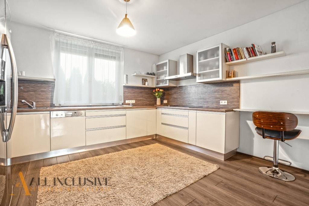 ALL INCLUSIVE | NA PREDAJ 4-IZBOVÝ RODINNÝ DOM V TOMÁŠIKOVE - 9