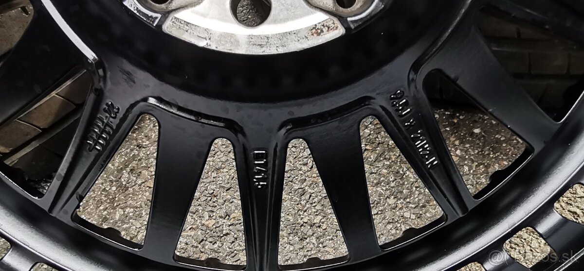 21"alu original Mercedes s letními pneu 255/45R21 Continen - 9