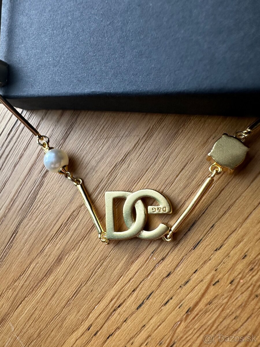 Nová nenosena sada náušníc a nahrdelnika D&G - 9