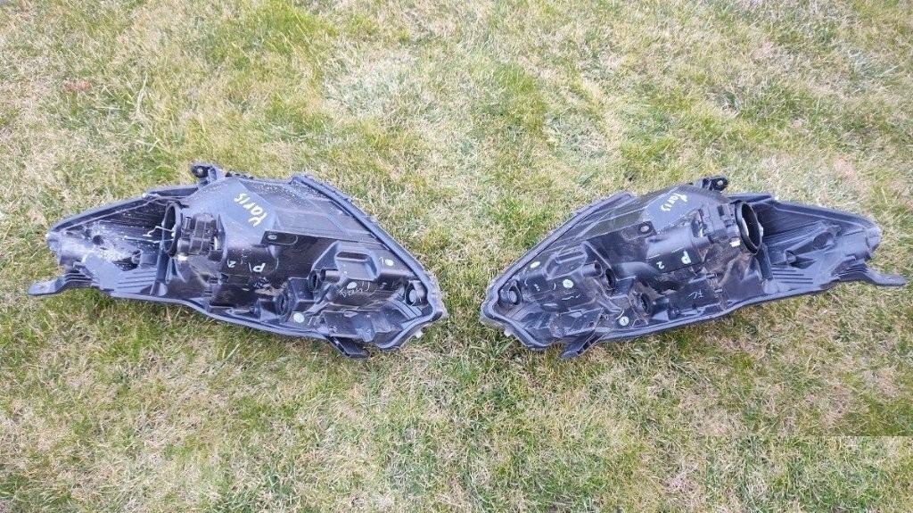 Toyota Yaris 3 III 2017 - 2020 - Predne svetlo lampa - 9