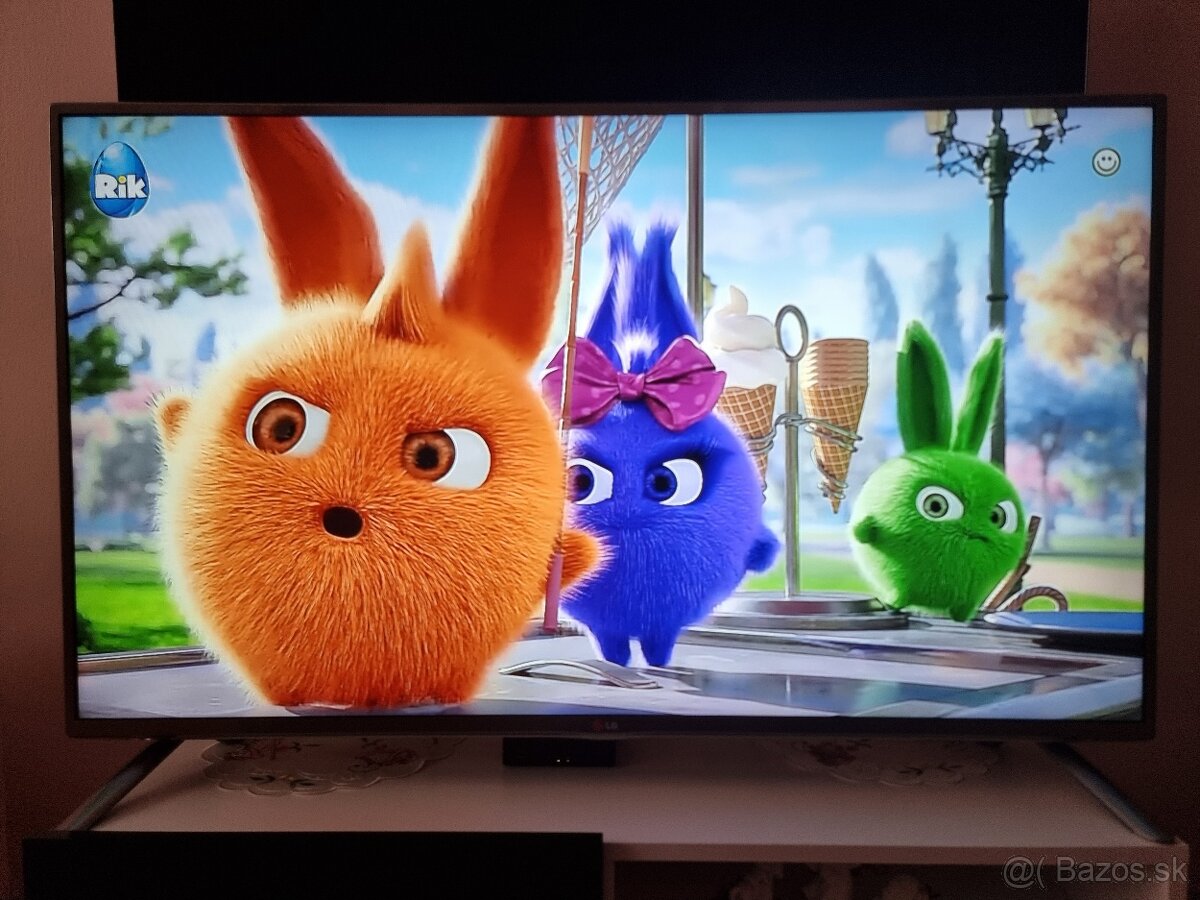 Predám LED TV LG 49LB550V Full HD - 9