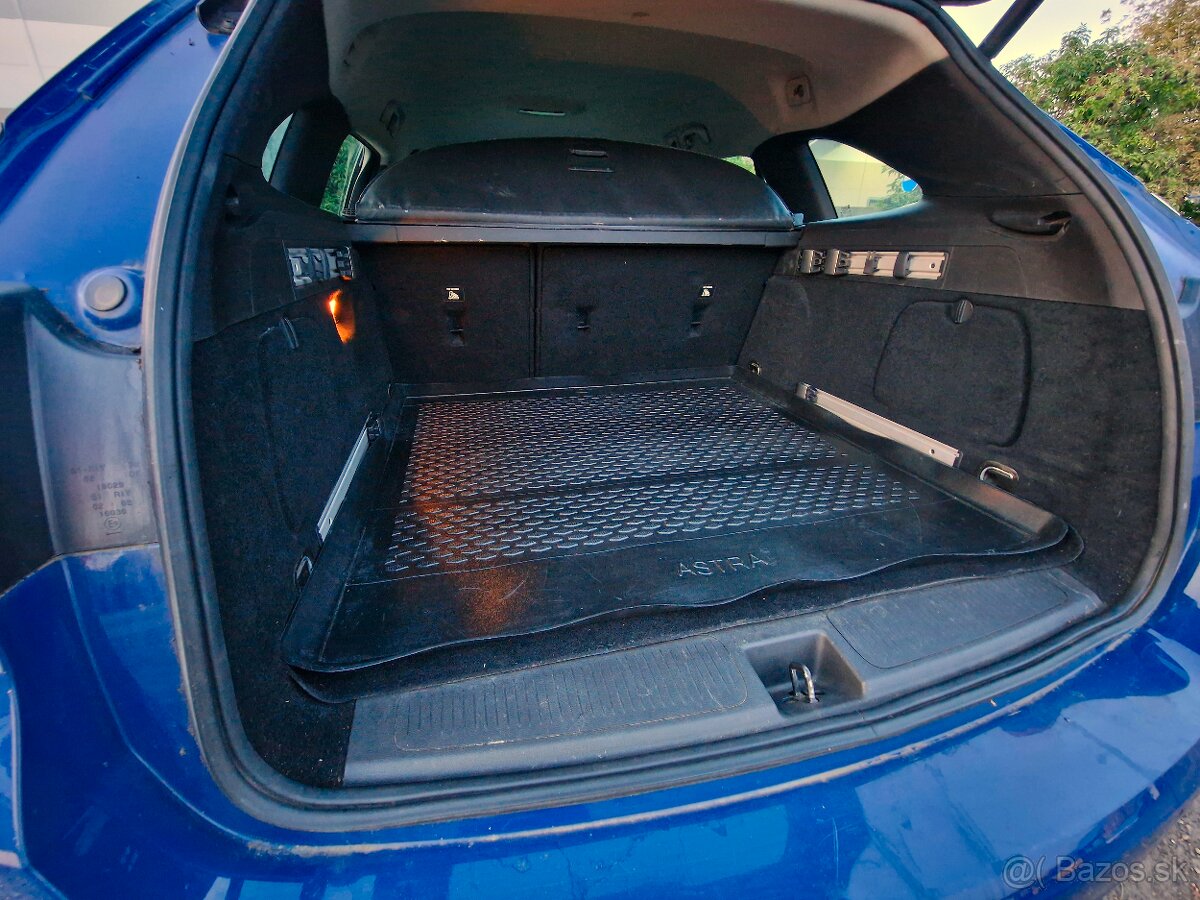 Opel Astra K Sports Tourer+ 100kW automat - 9