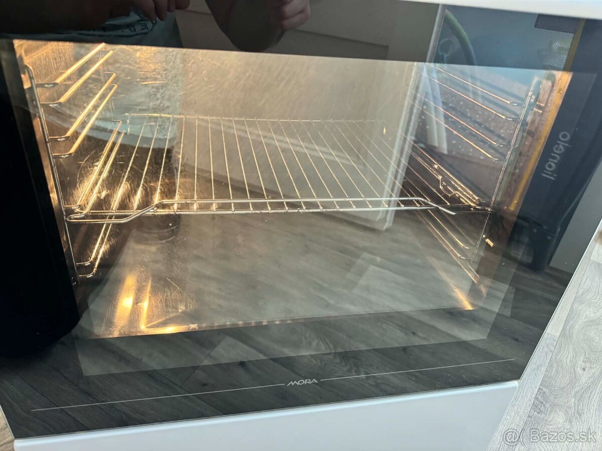 Predam sporak Mora K864AW - 9