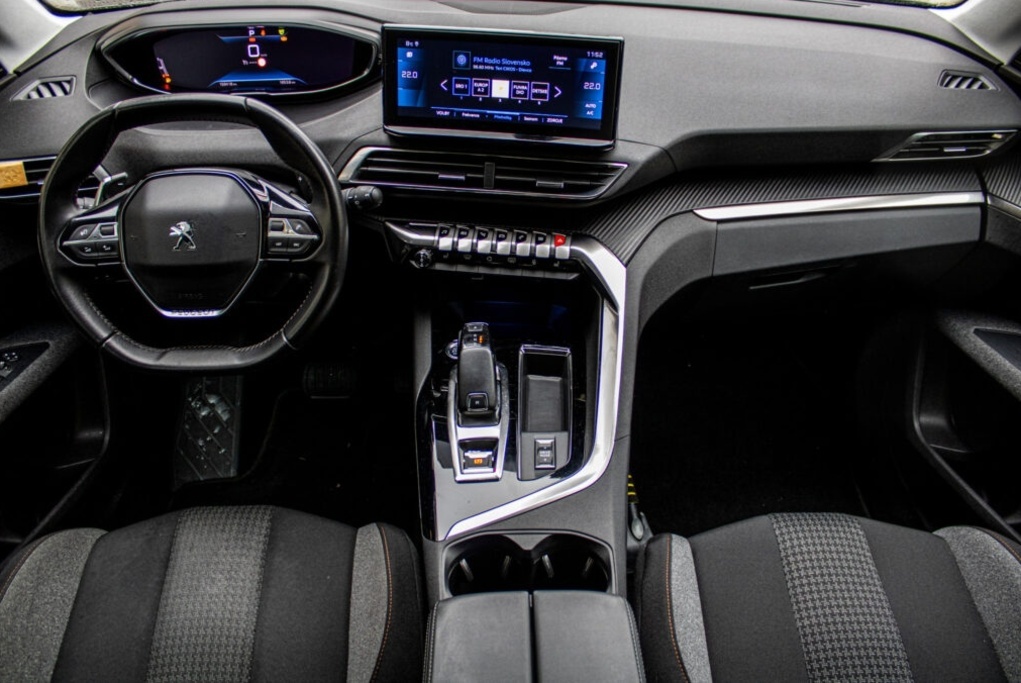 Peugeot 5008 1.2 PureTech 130 E6d-ISC Allure - ODPOČET DPH - 9