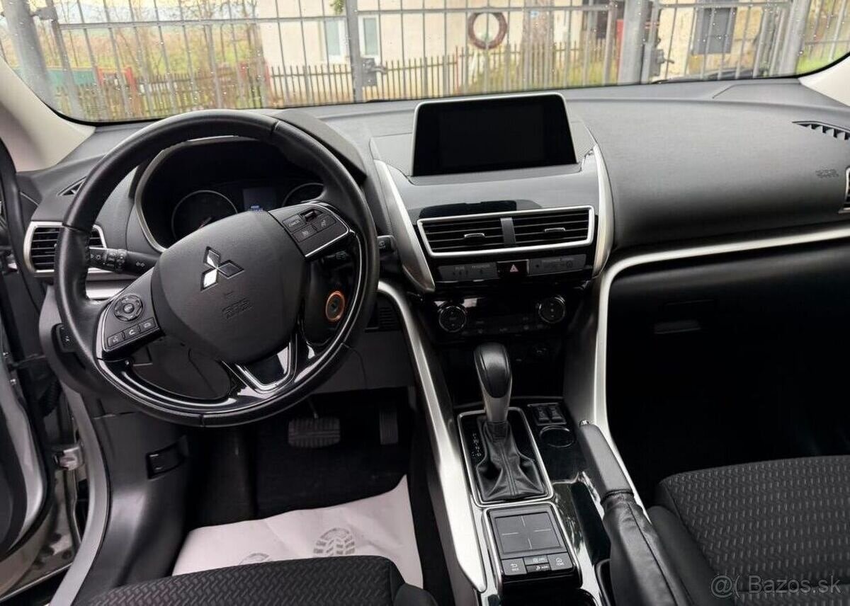 Mitsubishi Eclipse Cross 1,5T-i Active ,automat , Tažné - 9
