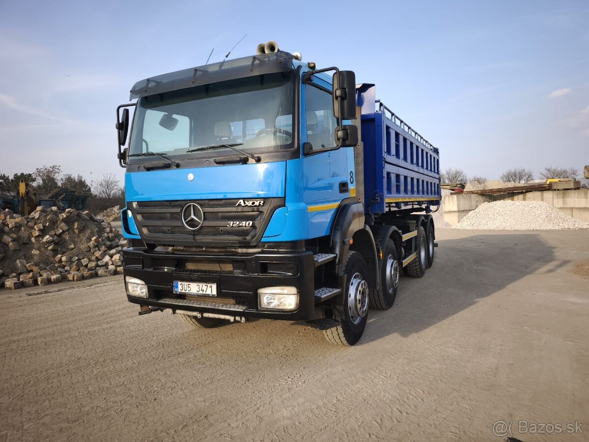 Mercedes Benz Axor 3240 8x4 - 9
