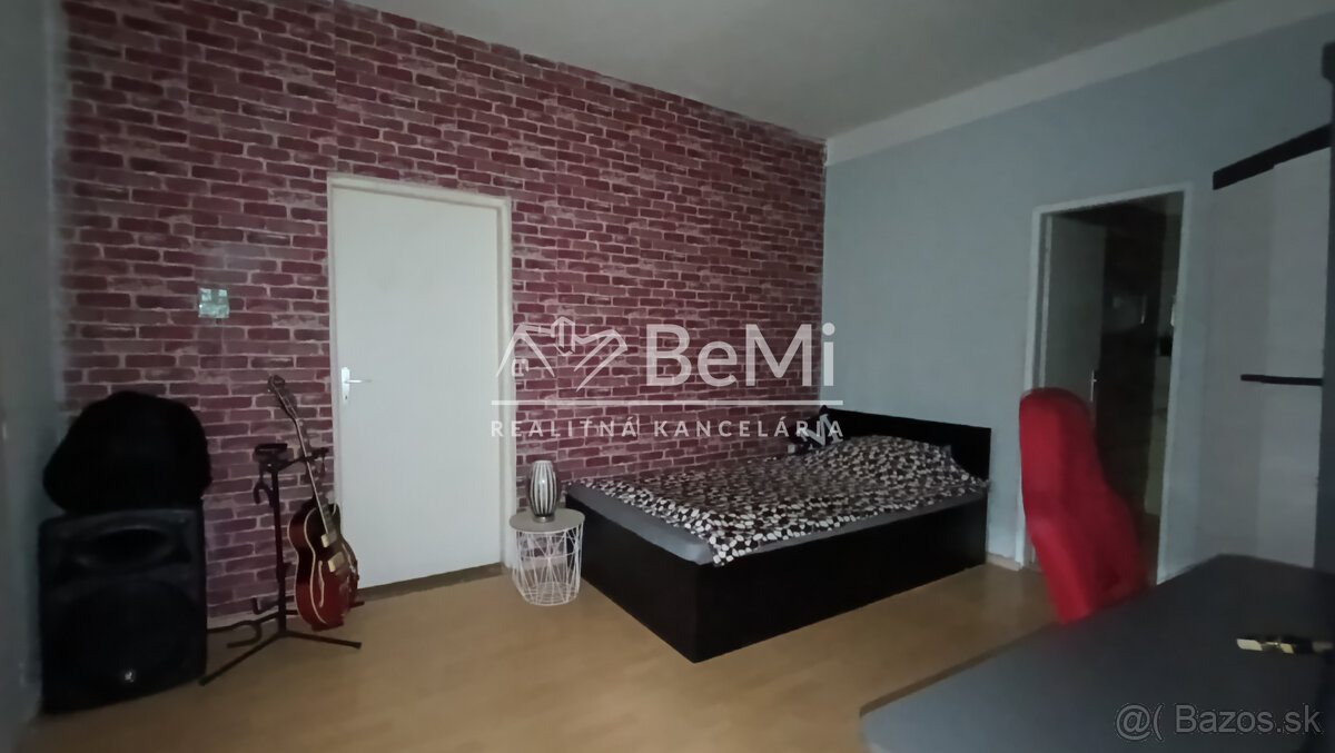 Rodinný dom v obci Slavošovce- NA PREDAJ - 77000,-Eur - 9