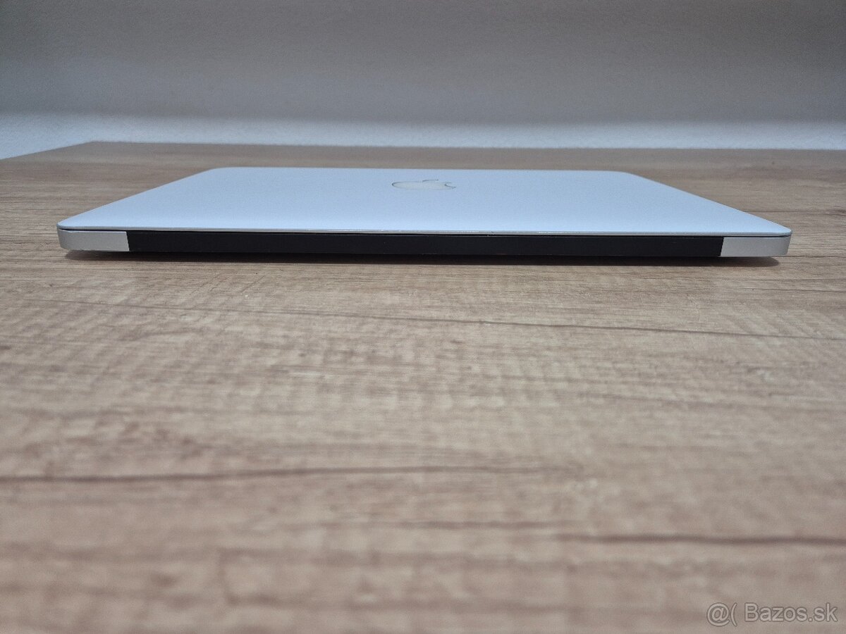 MacBook Air (13-inch, 2015) /Intel Core i5/4GB RAM/128GB SSD - 9