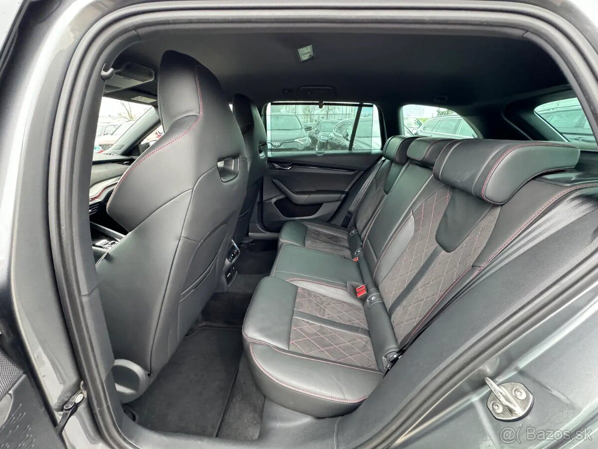 Skoda Octavia 2.0TD RS Plus 4x4 - 9