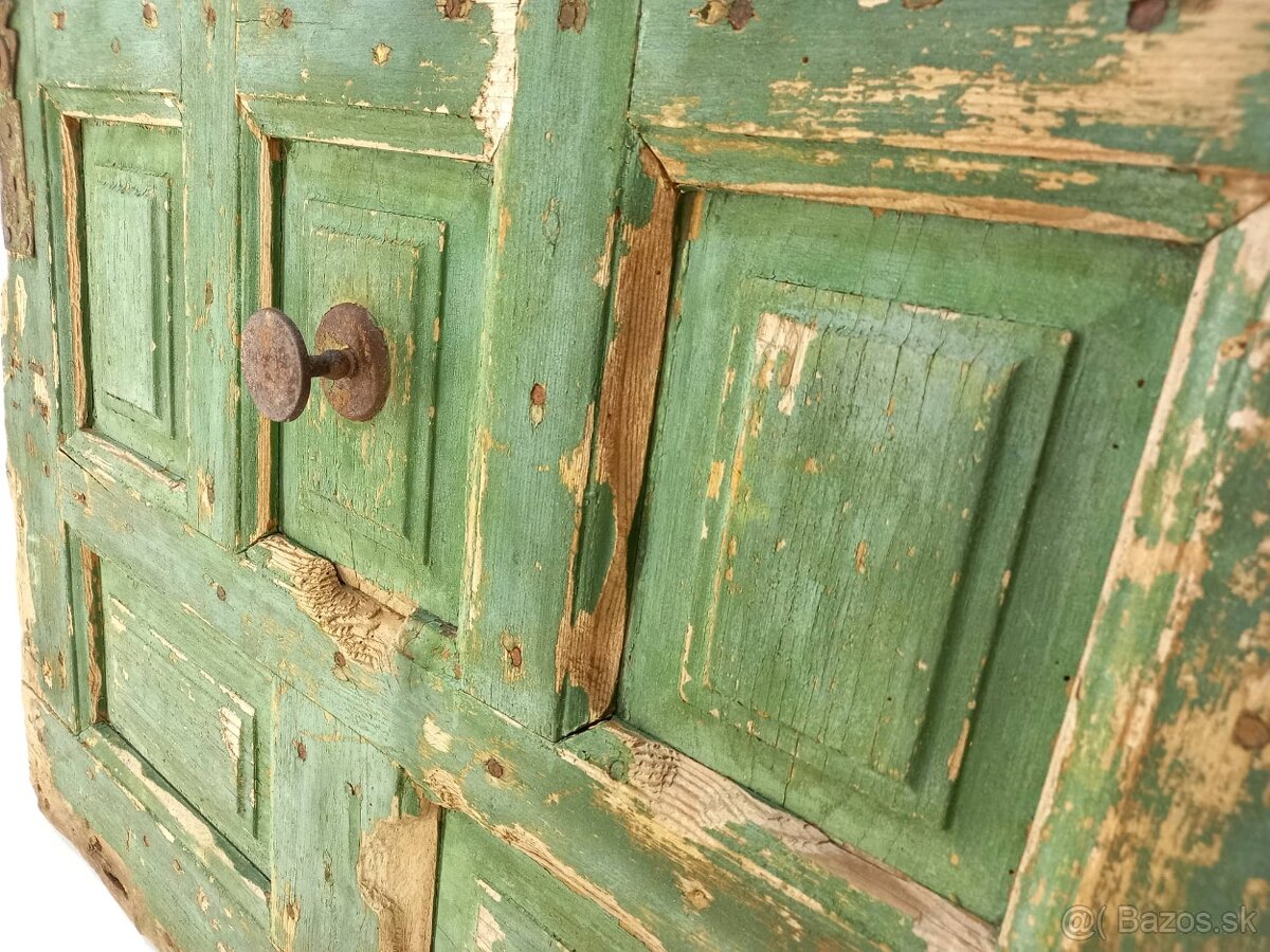 Starožitné drevené dvere - staré masívne dvere na stenu - 9