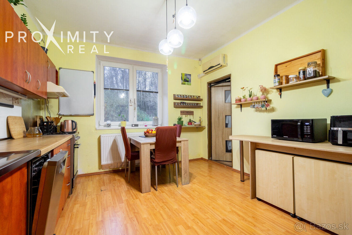 Dom pri lese s nádherným pozemkom – ideálne miesto pre tichý - 9