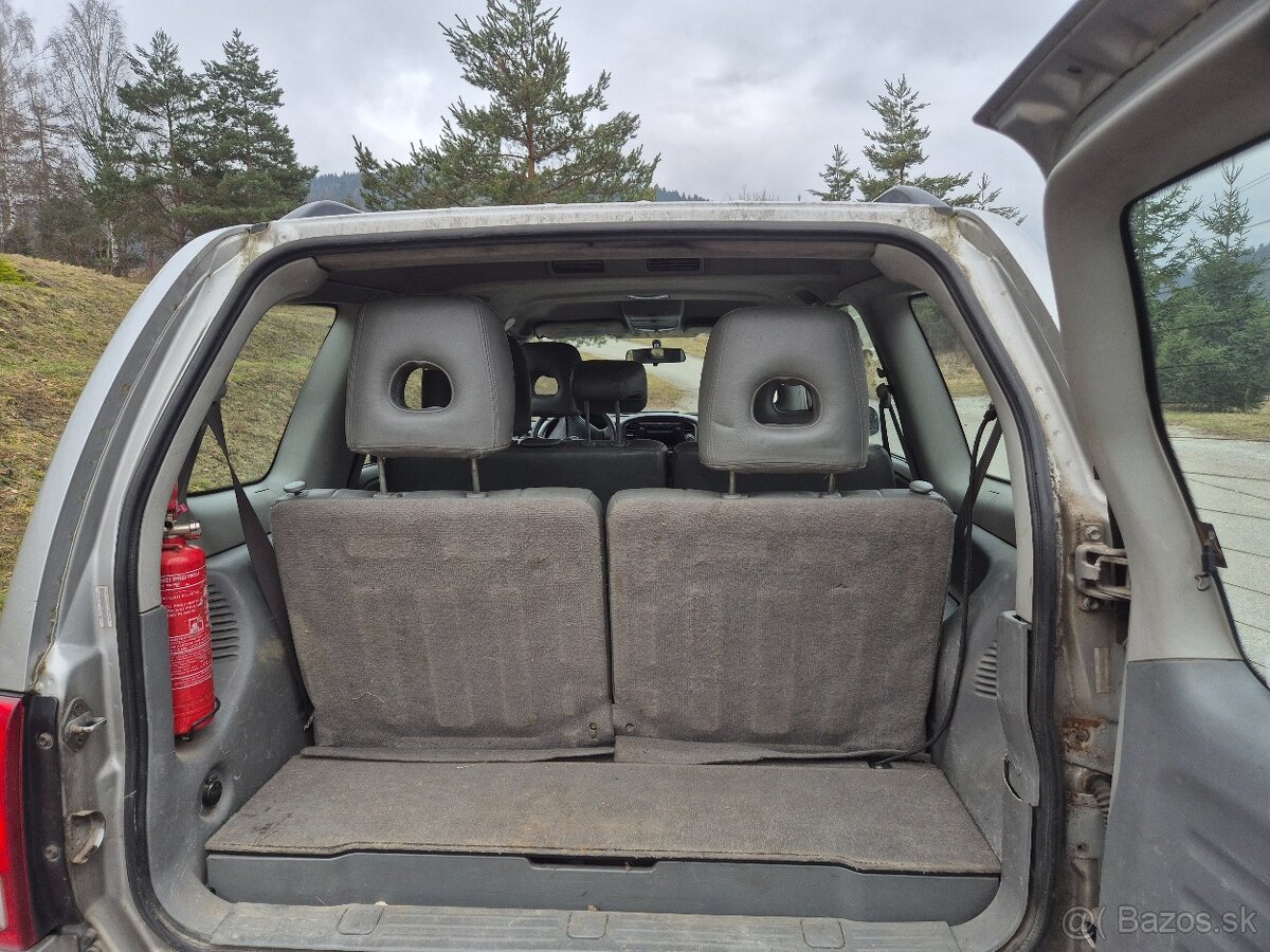 Suzuki Grand Vitara XL7 2.0HDi - 9