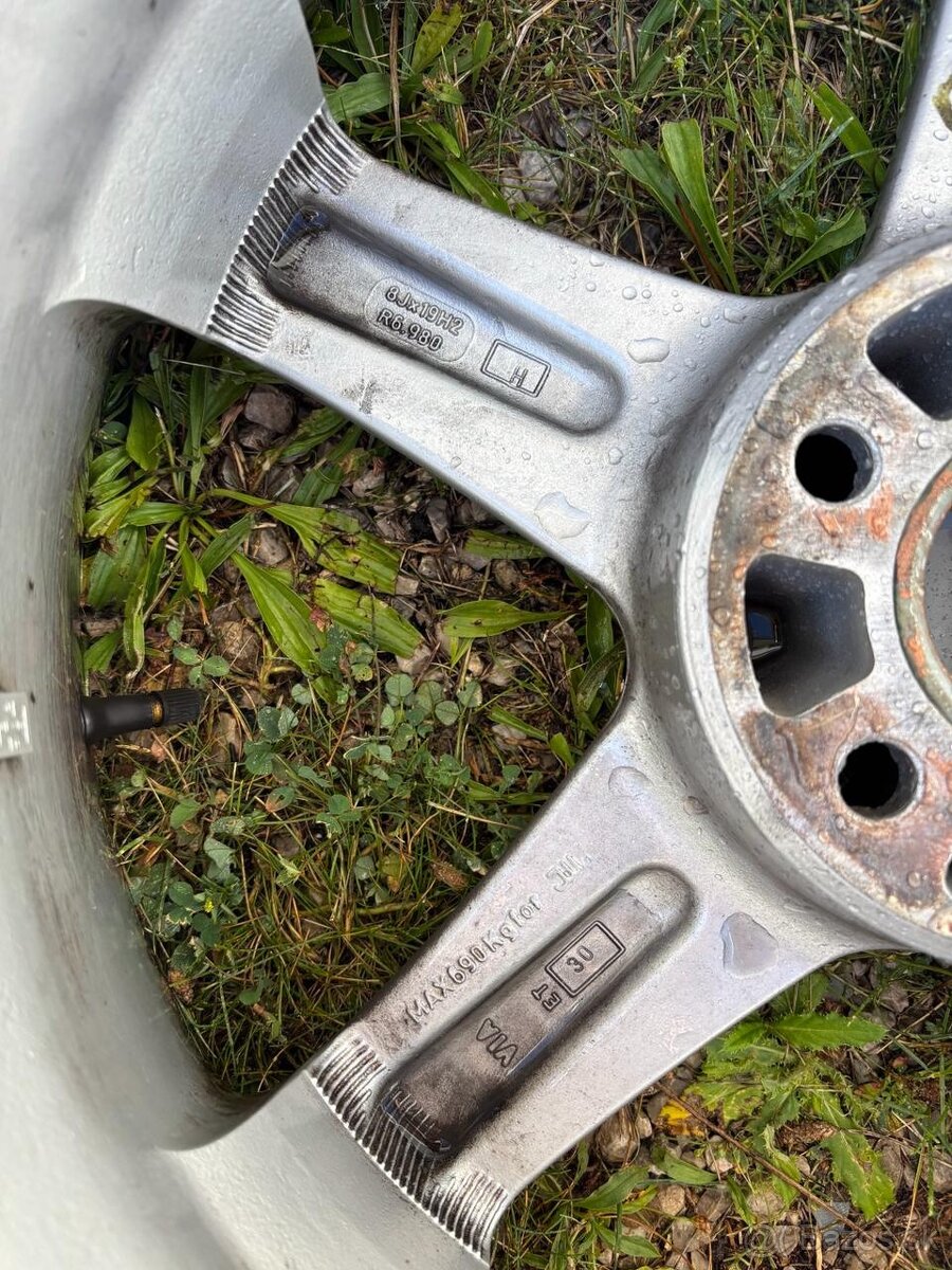 Kolesá RADIUS 5x114,3 r19 8J ET30 + letné pneu - 9