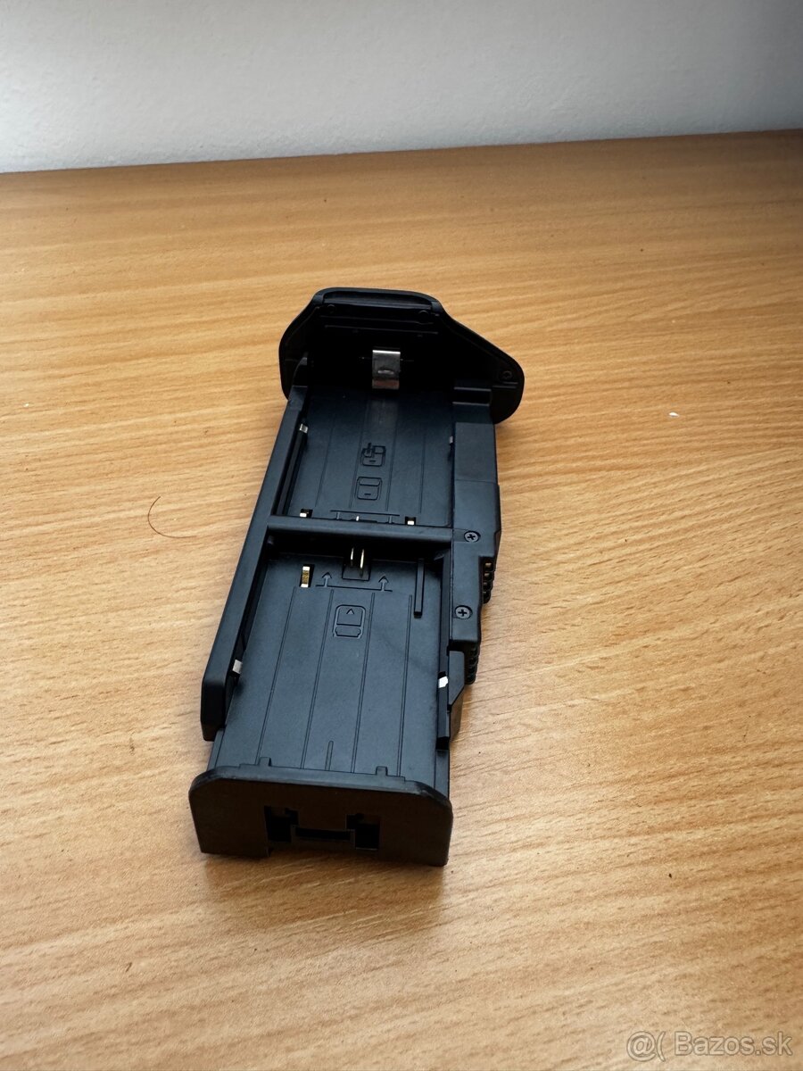 Batériový grip pre Canon 70D/80D - 9