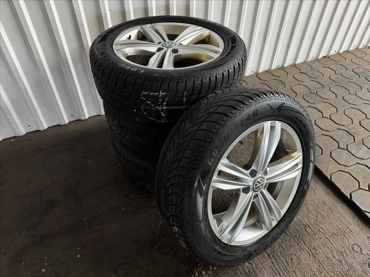 VW TIGUAN R-LINE 4x4 2,0TDI - 9