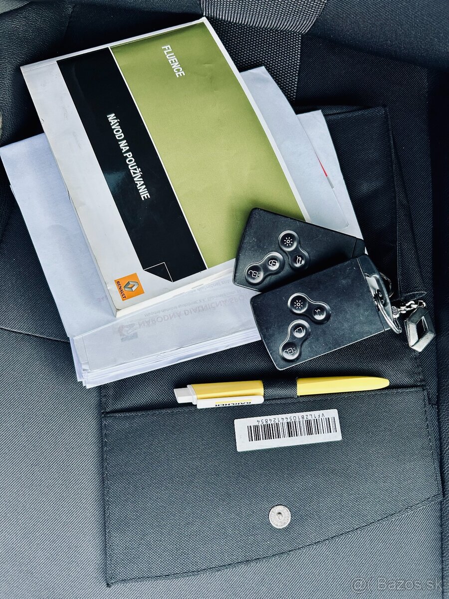 Renault Fluence 1.6 benzín, STK/EK platná 11/2026 - 9