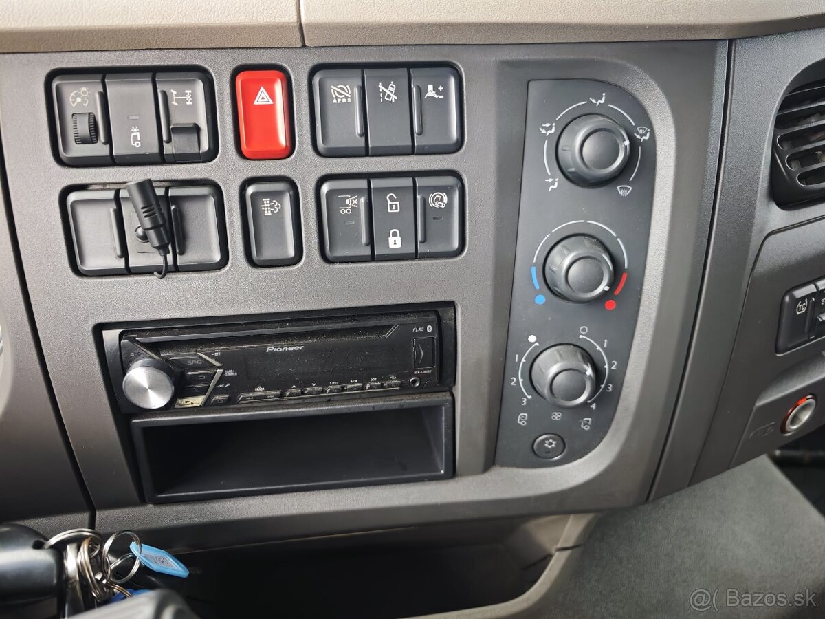 DAF LF 260, 16t, 1x shrnovačka, 18 palet, čelo - 9