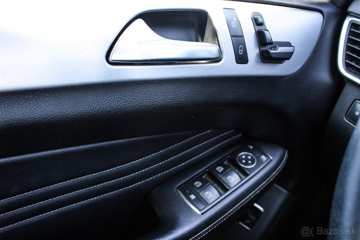 Mercedes-Benz ML - 9