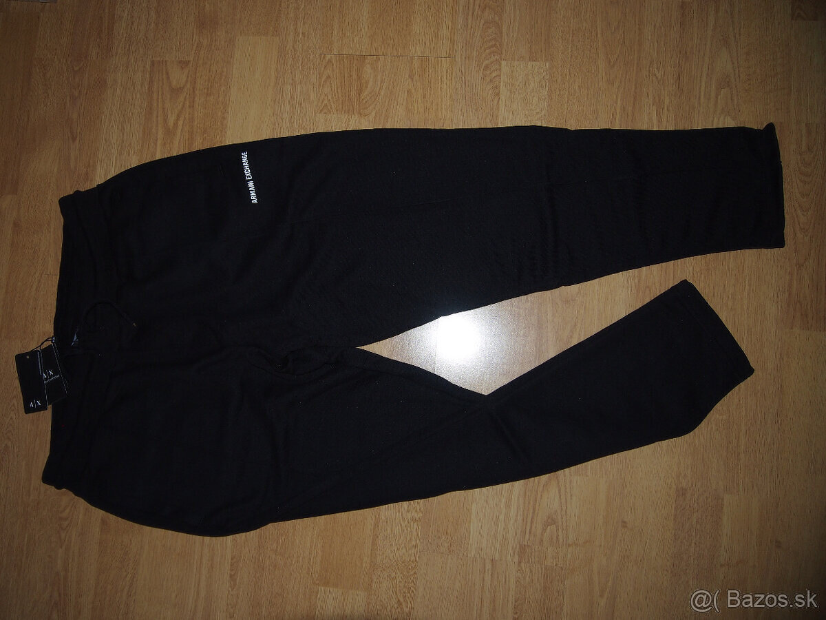 Armani Exchange pánska tepláková súprava - 9