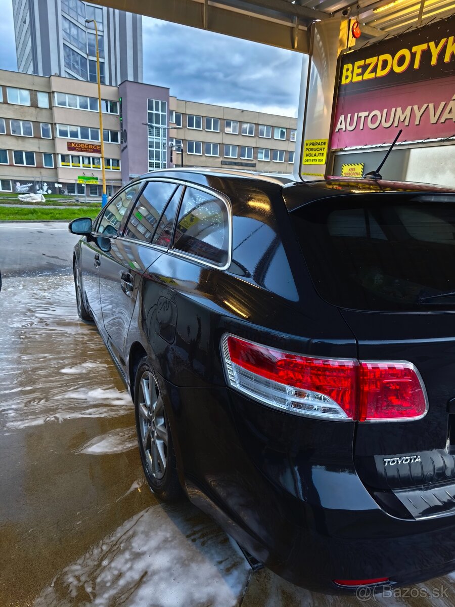 Toyota Avensis Combi T27 2011 2.0D-4D - 9