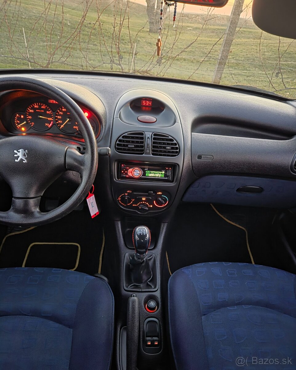 Peugeot 206 1.1 44KW/60 koní - 9