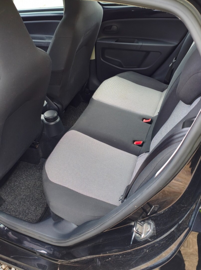 Škoda Citigo 1.0 MPI černá 5dv - 9