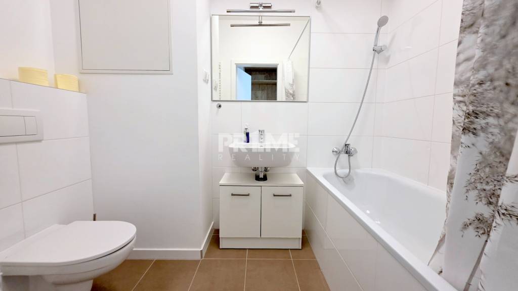 MODERNÝ 2i, SLNEČNICE, BALKÓN, PARKING, Zuzany Chalupovej,Pe - 9