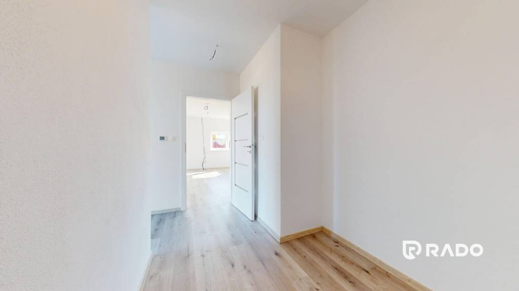 RADO | 4-izbový rodinný dom 108m2 + pozemok 471m2 | Senec - 9