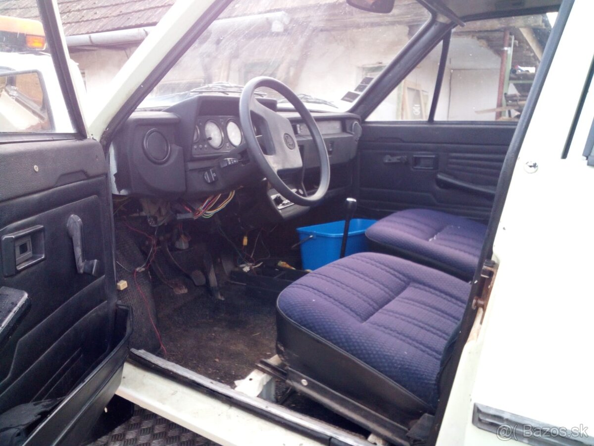 Skoda 130 skoda Rapid - 9