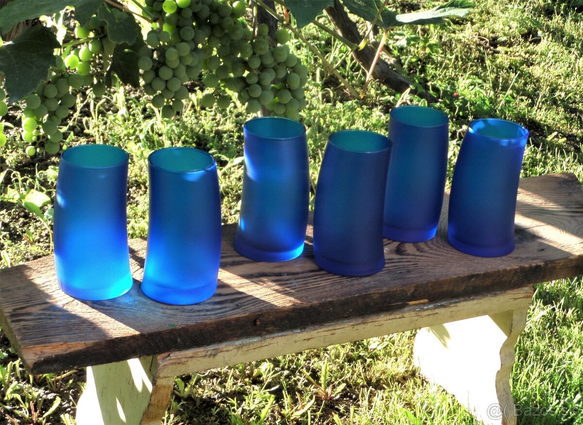 Modré misky, modré poháre - 9