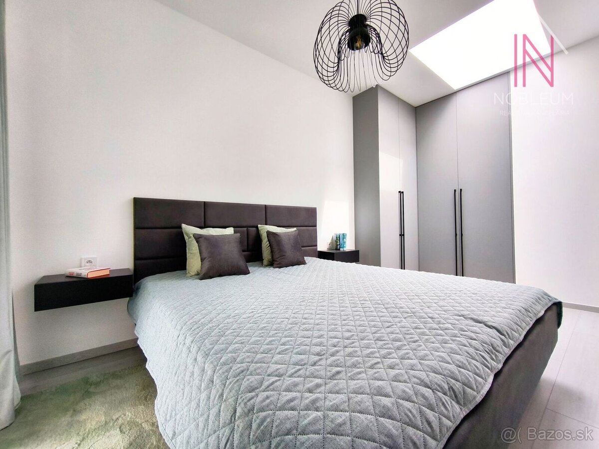 Na predaj štýlový kompletne zariadený 2 izbový byt s terasou - 9