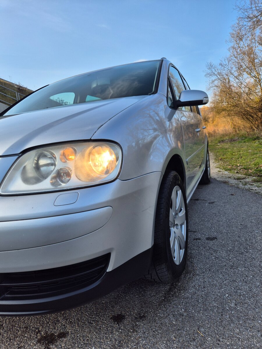 VOLKSWAGEN TOURAN 1.9TDI 77KW M6 2005 BKC - 9