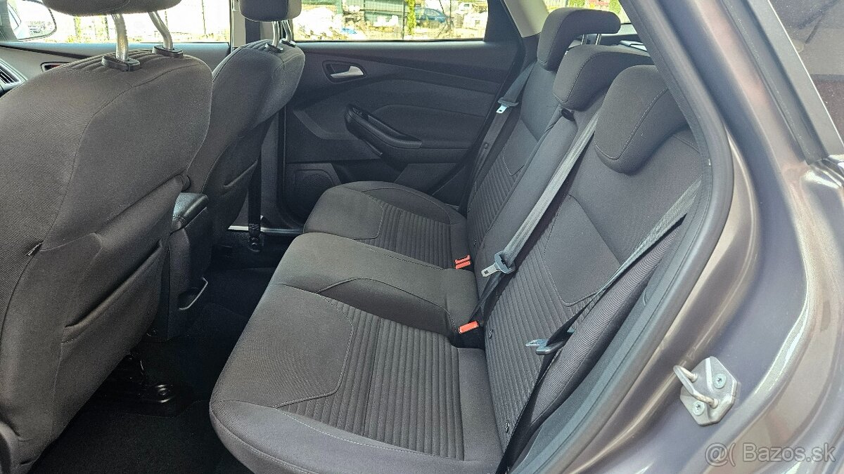 Ford Focus Kombi 2.0 TDCi Duratorq Titanium - 9